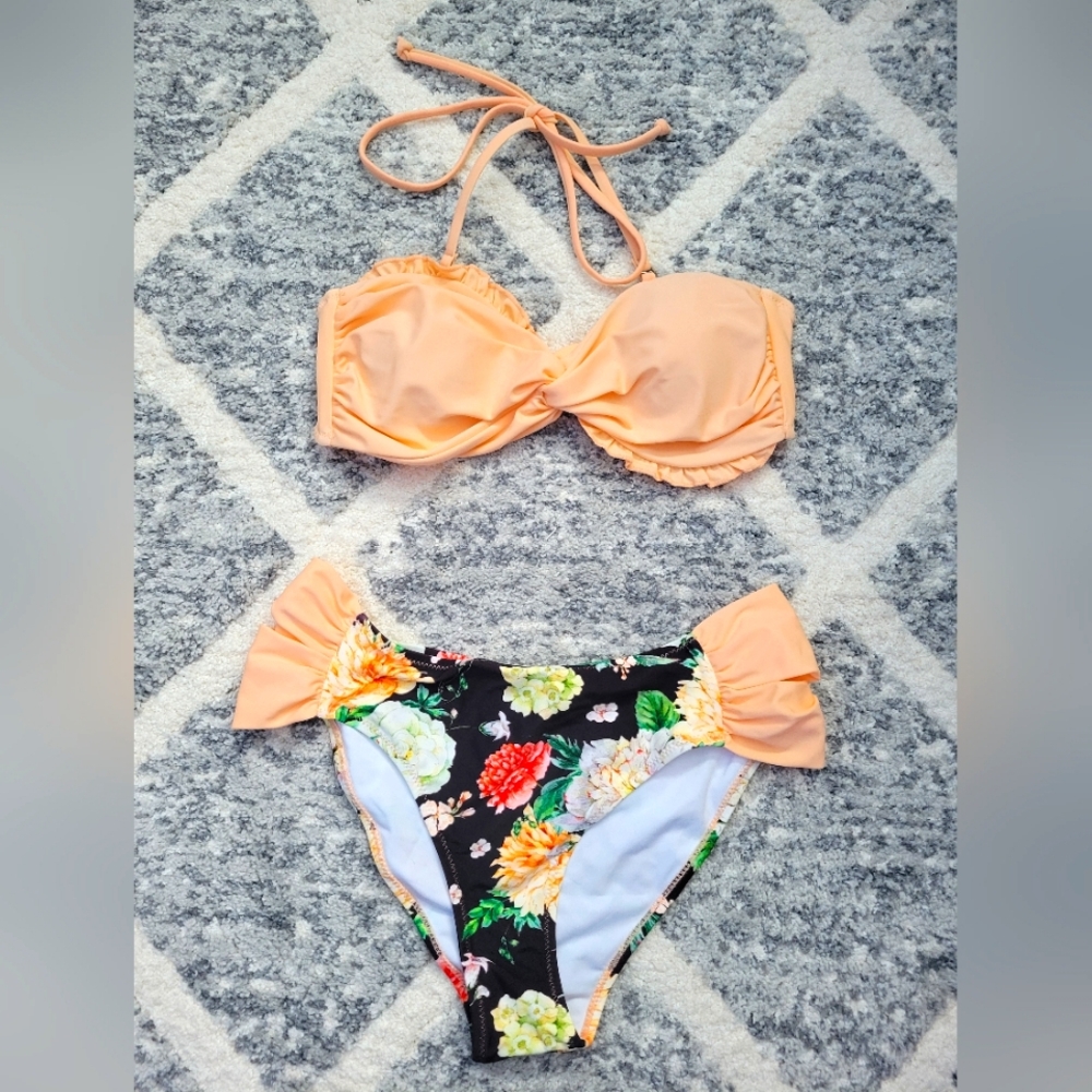 Floral two piece bathing suit, Cupshe, Size Small
